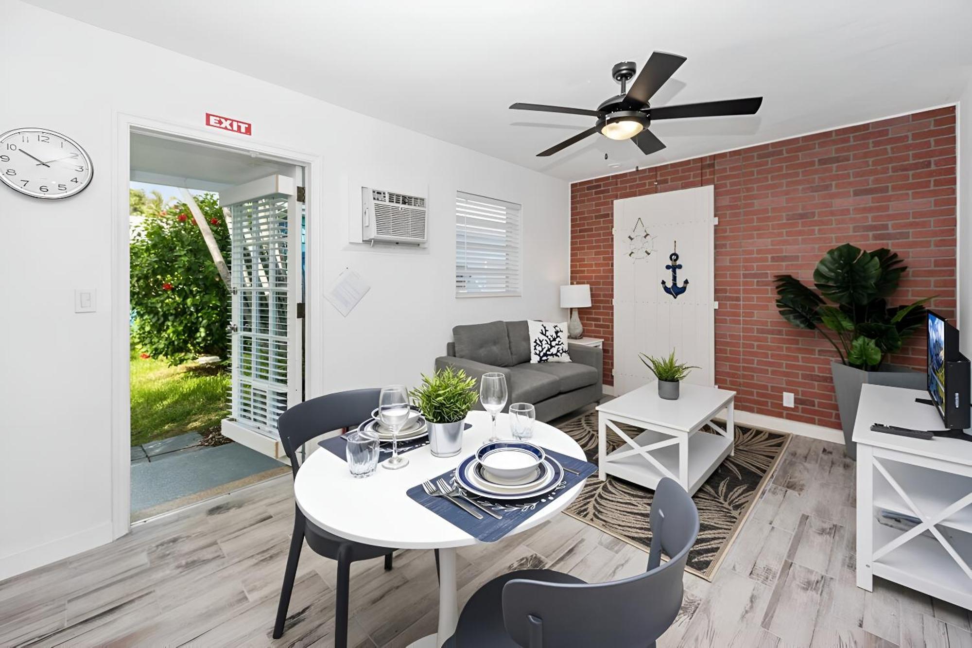 Luna Beach House Hollywood Exterior photo